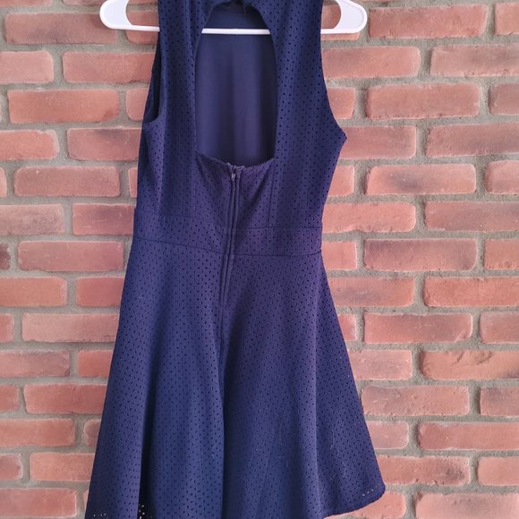 emerald sundae size 9 halter dress - Picture 3 of 3